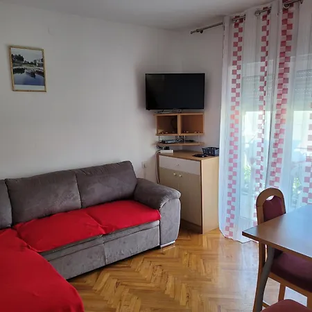 With Parking Space Sutivan, Brac - 5629 Apartamento *