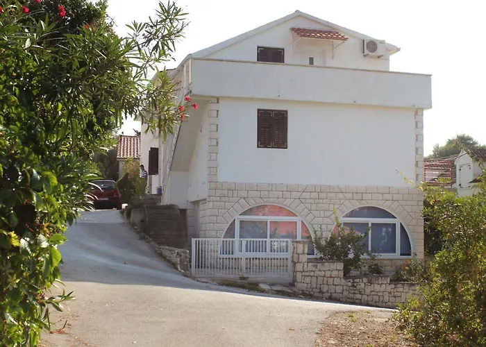 With Parking Space Sutivan, Brac - 5629