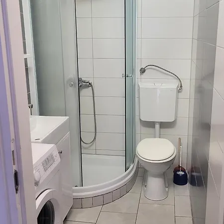 Apartamento With Parking Space Sutivan, Brac - 5629
