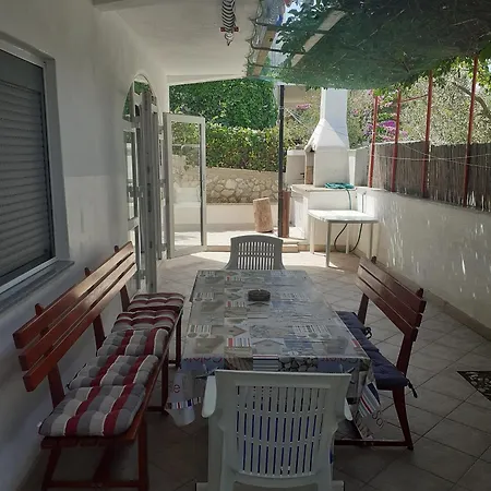 With A Parking Space Sutivan, Brac - 5629 Sutivan