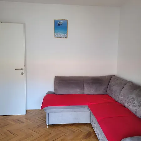 Apartamento With A Parking Space Sutivan, Brac - 5629 Sutivan